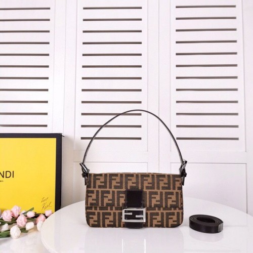 FENDI BAGUETTE szövettáska fekete 8BR011 Ezüst hardver