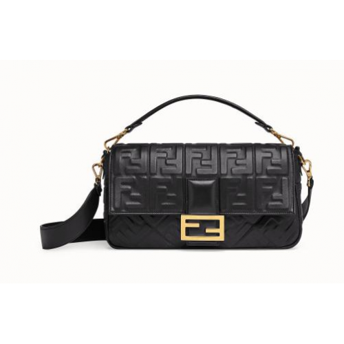 FENDI BAGUETTE nagy válltáska 8BR771A fekete