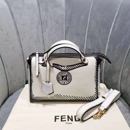 FENDI Eredeti Bőr Táska FD6588 Fehér