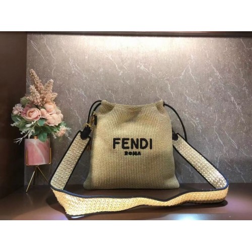 FENDI PACK SMALL POUCH Fonott szalmabőr kistáska F1529 barna