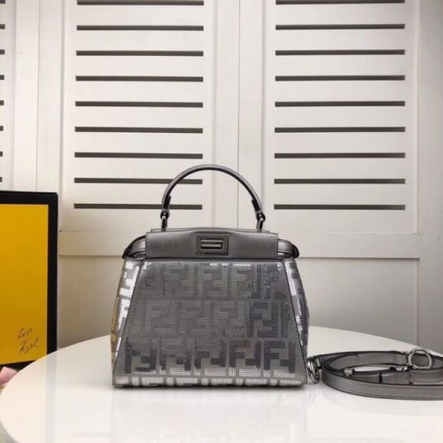 FENDI PEEKABOO ICONIC bőrtáska F0335 Ezüst