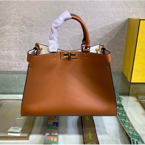 FENDI PEEKABOO ISEEU Eredeti Bőr Kis Táska 0196 Barna