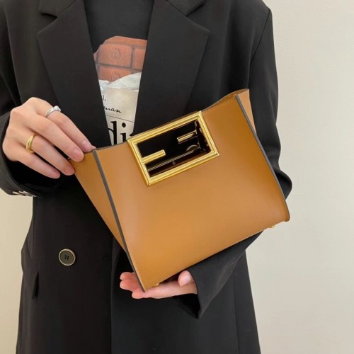 FENDI WAY kis bőr táska 5FB6846 barna