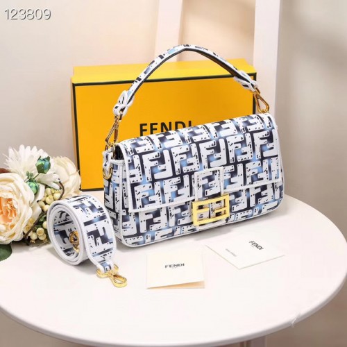FENDI szövettáska 8BR600 fehér
