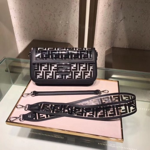 Fendi BAGUETTE MINI PU táska 8BS018 fekete