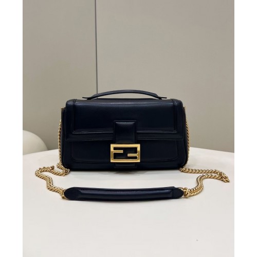 Fendi Baguette Báránybőr Táska 8BR6551 Fekete