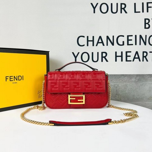 Fendi Baguette nappabőr táska F0881 piros