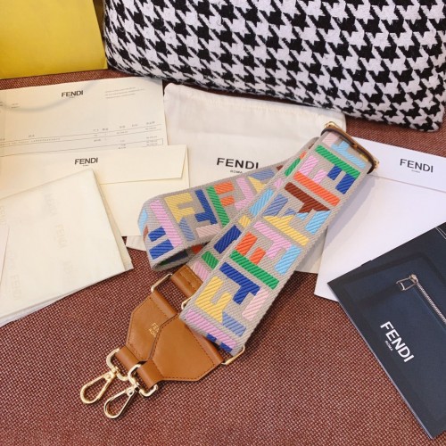 Fendi hosszú vállpánt FD869