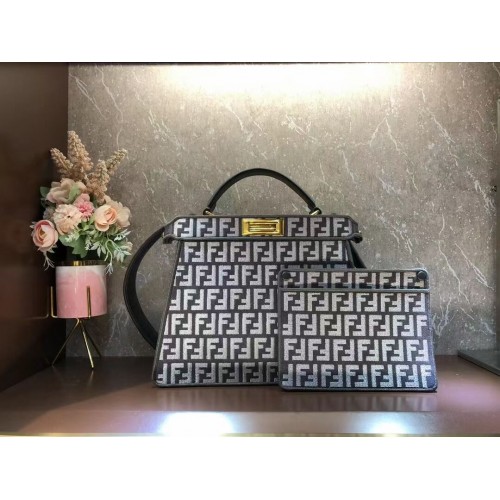 Fendi Peekaboo ISeeU Dove szürke FF gobelin szövettáska F1982 szürke