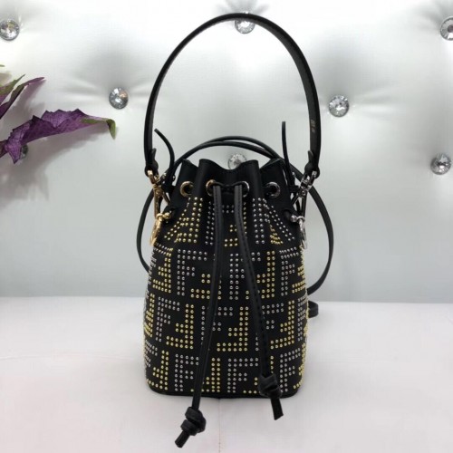 Fendi bőr mini kézitáska 8BS010 fekete