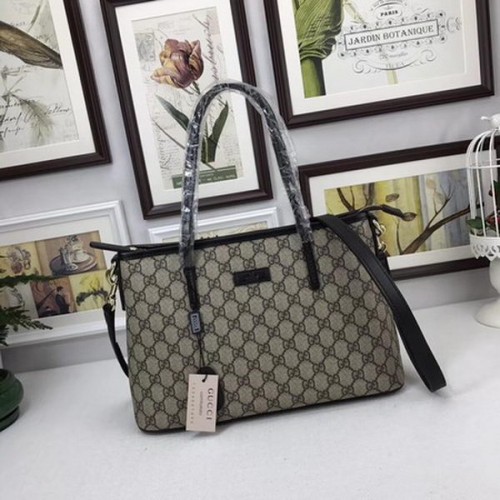 Gucci GG Supreme Vászon Táska 353440 Barna