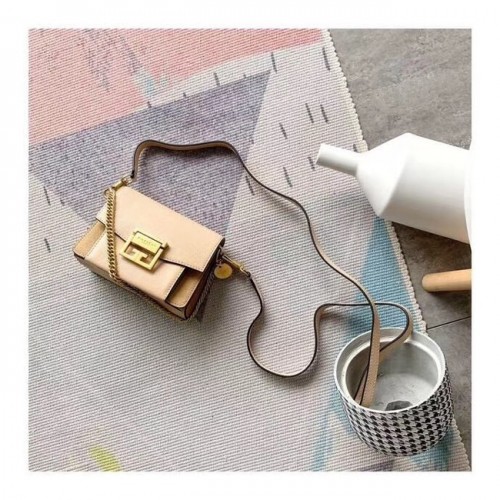 GIVENCHY GV3 bőr és velúr mini válltáska 1116 barackszínű