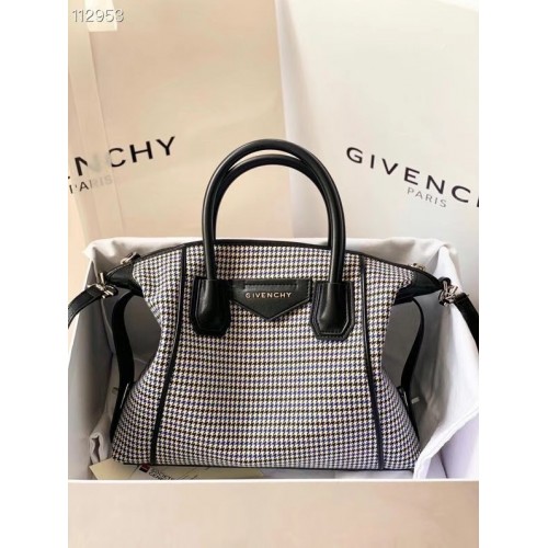 GIVENCHY eredeti bőr válltáska B63188 fekete