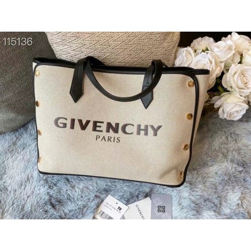 GIVENCHY válltáska 0179 fehér