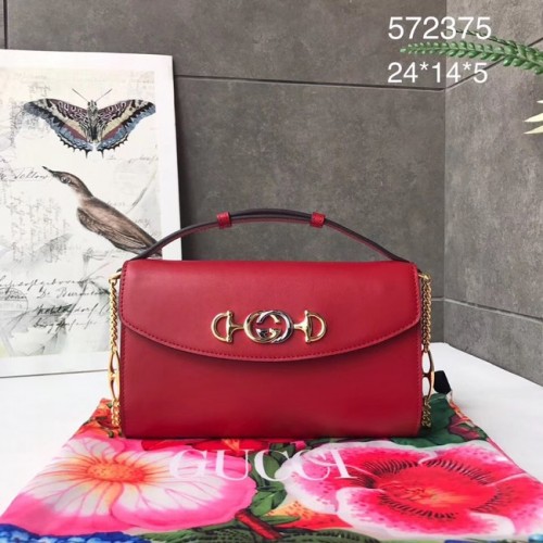GUCCI Zumi kis bőr válltáska 572375 piros