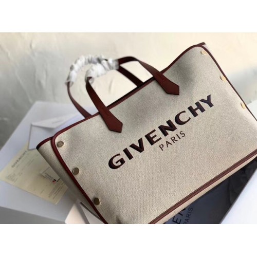 Givenchy borjúbőr táska 0179 fekete