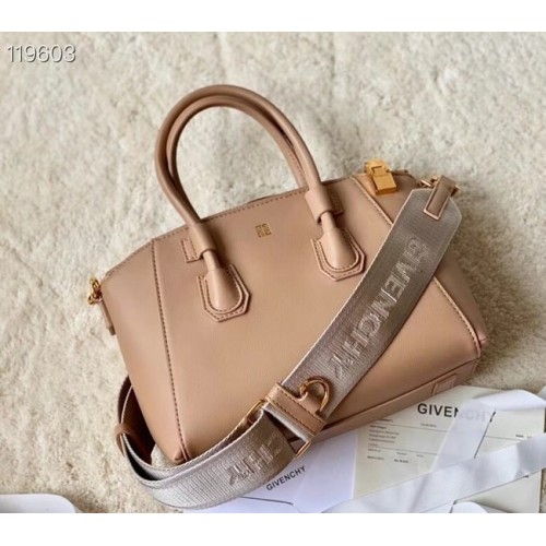 Givenchy Szemcsés Eredeti Borjúbőr Kis Antigona Táska BB0273 Nude