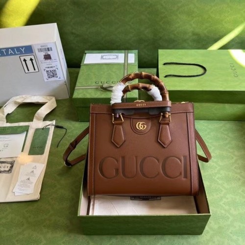 Gucci Diana kis táska A660195 Barna