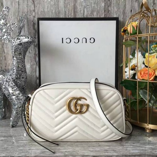 Gucci GG Marmont Matelasse Válltáska 447632A Fehér