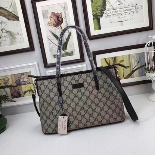 Gucci GG Supreme Vászon Táska 353440 Fekete