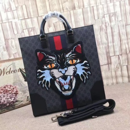 Gucci GG Supreme Táska Hímzett Dühös Macskával 478326 Fekete