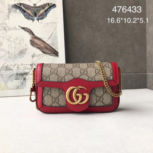 Gucci GG Supreme vászon 476433 mini válltáska piros