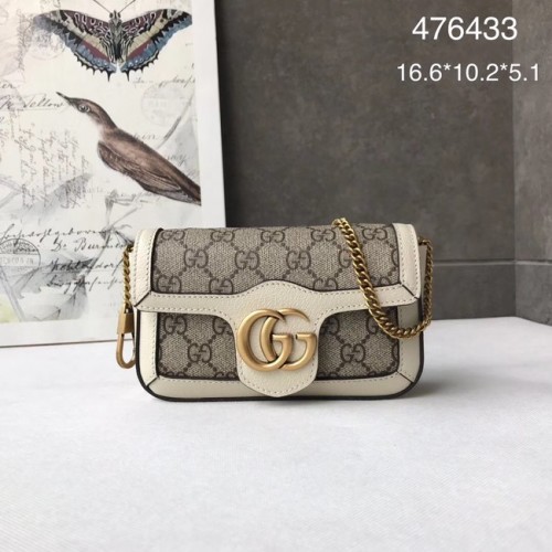 Gucci GG Supreme vászon 476433 mini válltáska fehér