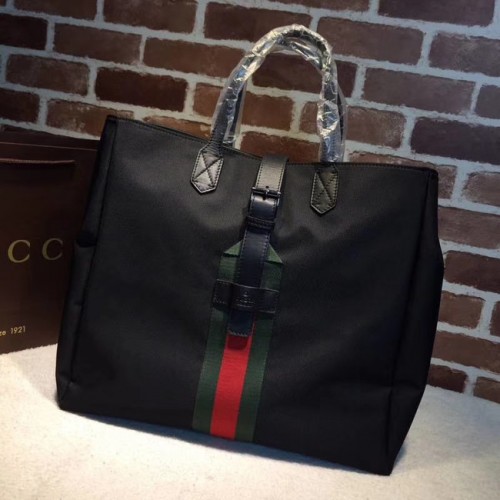 Gucci GG Supreme vászon felső fogantyús táska 337069 fekete