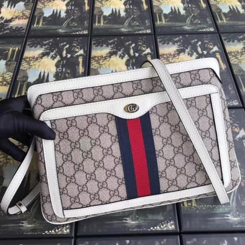 Gucci GG Supreme közepes válltáska 523354 fehér