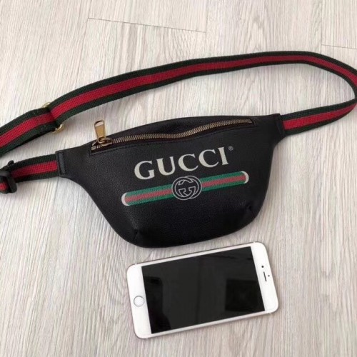 Gucci Print kis övtáska 527792 fekete