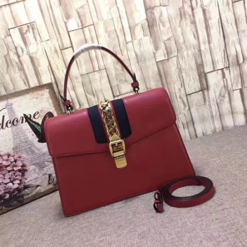 Gucci Sylvie Bőr Felső Fogantyús Táska 431665 Piros