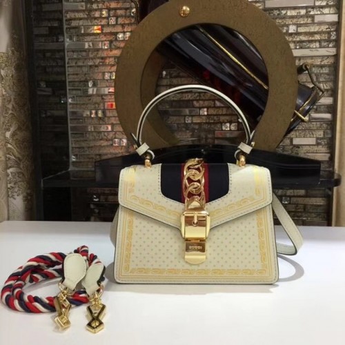 Gucci Sylvie bőr mini táska 470270 krémszínű
