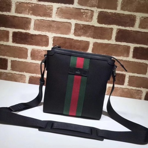 Gucci Web GG Supreme Lapos Messenger Táska 471454 Fekete