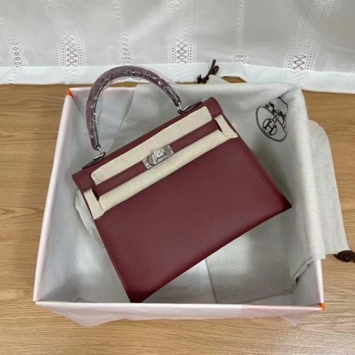 Hermès Kelly 25cm Válltáska Epsom KL2755 Burgundia és ezüst tónusú fémből