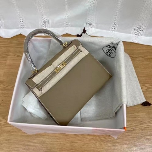 Hermès Kelly 25cm Válltáska Epsom KL2755 Elefánt Szürke És Arany Tónusú Fém