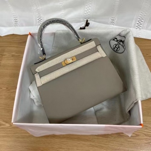 Hermès Kelly 25cm Válltáska Epsom KL2755 szürke és arany tónusú fémből