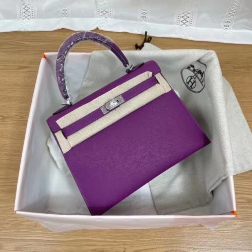 Hermès Kelly 25cm Válltáska Epsom KL2755 Lila & Ezüst Tónusú Fém