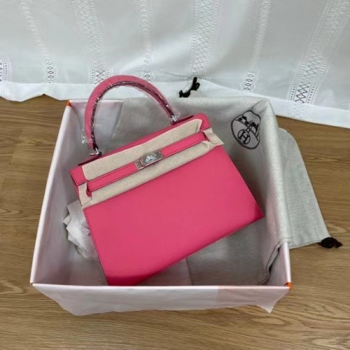 Hermès Kelly 25cm Válltáska Epsom KL2755 Rózsaszín És Ezüst Tónusú Fém