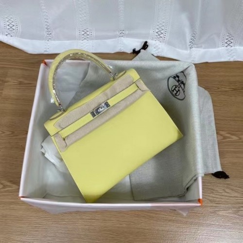 Hermès Kelly 25cm Válltáska Epsom KL2755 Sárga & Ezüst Tónusú Fém