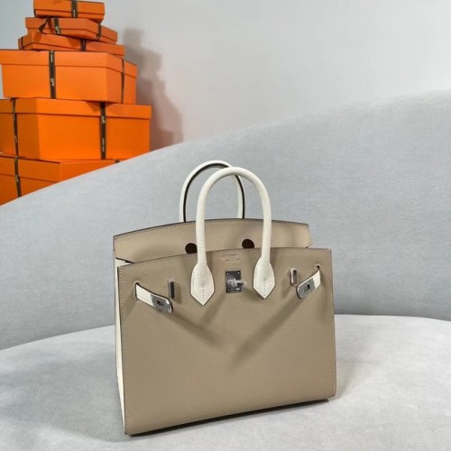 Hermès Eredeti Togo Bőr HB30O világosszürke és fehér