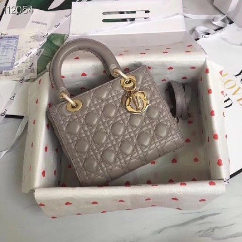 LADY DIOR BÁRÁNYBŐR TÁSKA CAL44550 szürke