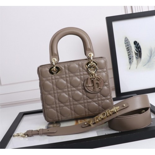 LADY DIOR MY ABCDIOR TÁSKA Cannage Báránybőr M0538O sötétszürke