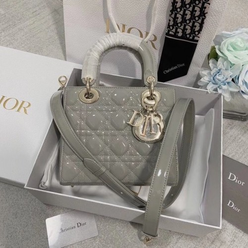 LADY DIOR MY ABCDIOR TÁSKA Szürke Lakkbőr Cannage Borjúbőr M0538