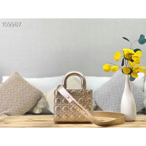 LADY DIOR MY ABCDIOR TÁSKA arany Cannage báránybőr M0538O