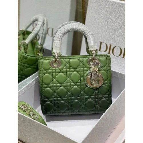 LADY DIOR MY ABCDIOR TÁSKA zöld színátmenetes Cannage báránybőr M0538OS