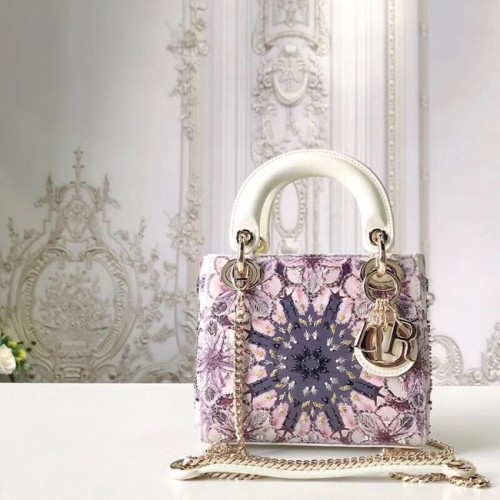 LADY DIOR hímzett marhabőr M0505