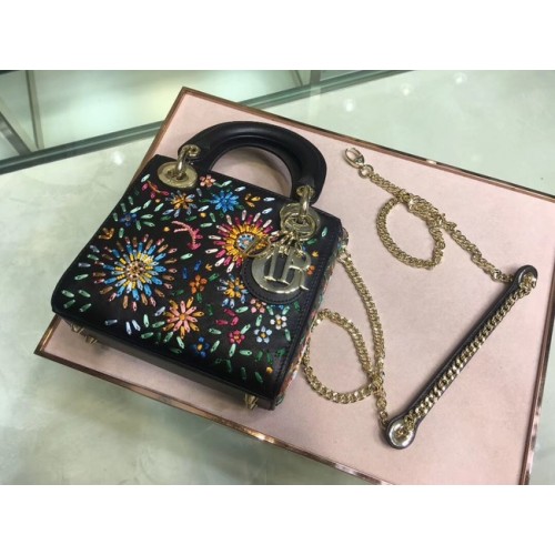 LADY DIOR hímzett marhabőr M05055