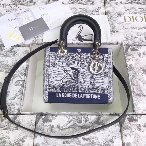 LADY DIOR hímzett marhabőr M0565-4