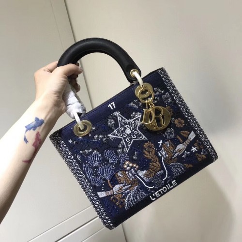 LADY DIOR hímzett marhabőr M0565-8