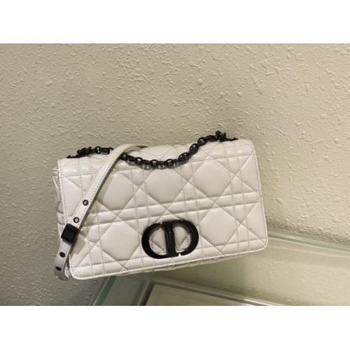 NAGY DIOR CARO BAG Gradient Cannage Báránybőr M9243E fehér